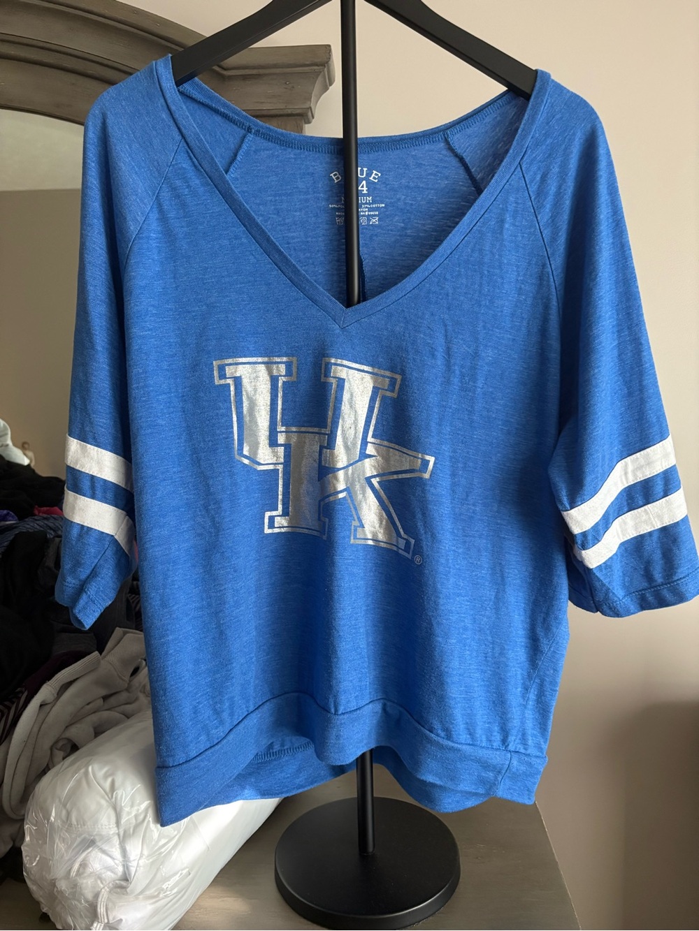 Ladies University of Kentucky Blue V-Neck Tee with Silver UK Logo